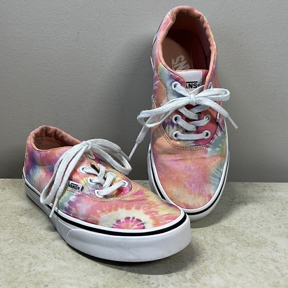 Vans Pastel Tie Dye Size 6